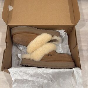 UGG Platform Slippers Disquette